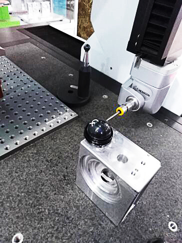 LED燈外殼模具的三坐標(biāo)測(cè)量過程(圖3) LED燈外殼模具的三坐標(biāo)測(cè)量過程(圖3)