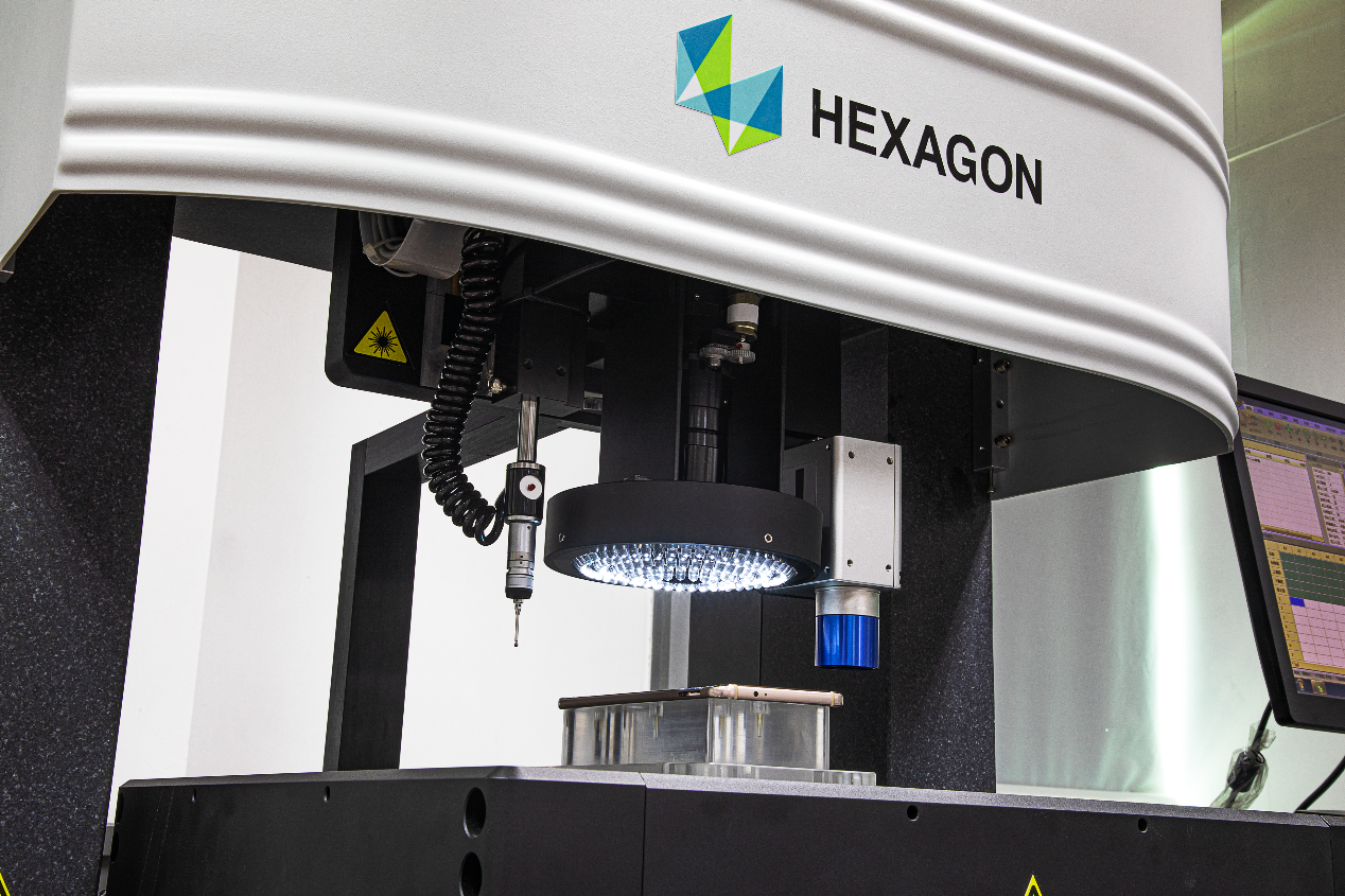 如何使用復(fù)合式影像測(cè)量?jī)x對(duì)筆記本電腦外殼進(jìn)行檢測(cè)？