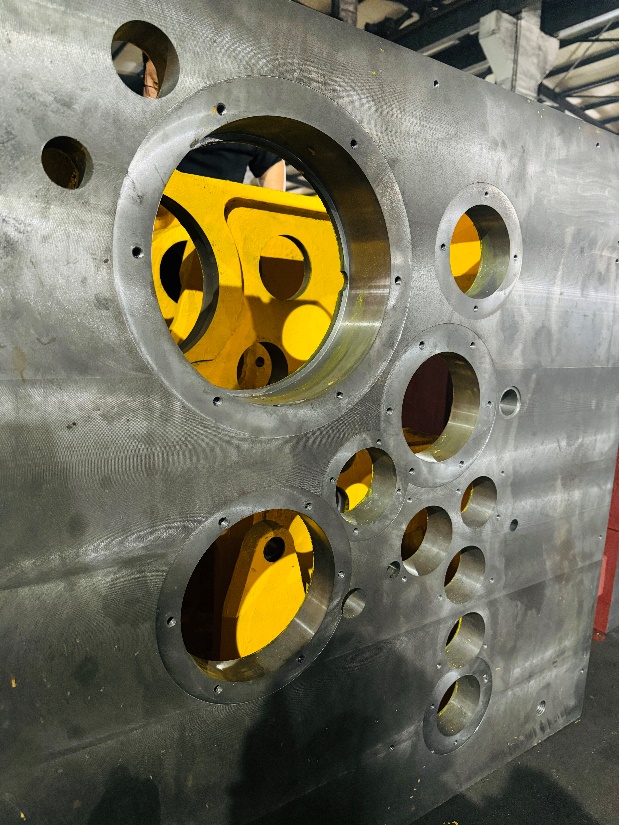 思瑞測量龍門三坐標(biāo)測量機(jī)-突破腔體內(nèi)部測量壁壘